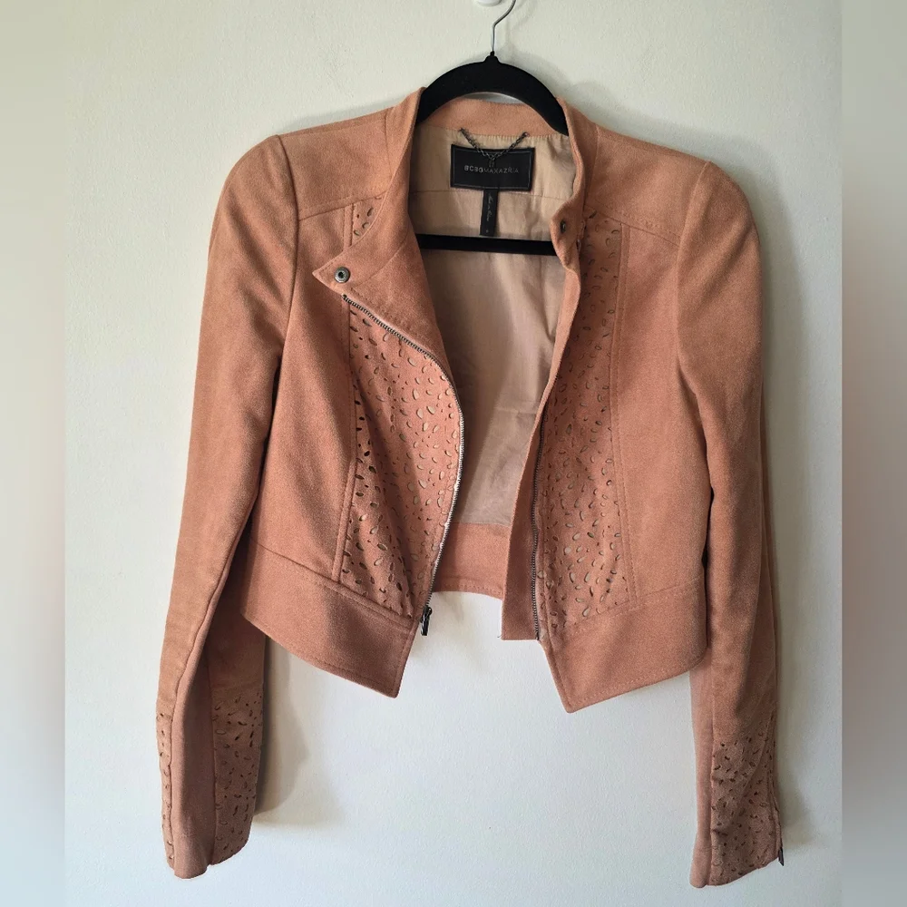 BCBGMAXAZRIA – Skyler Laser Cut Faux Suede Jacket - Picture 4 of 7